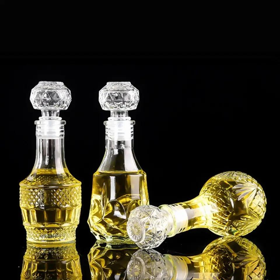 European Whiskey Transparent Glass Carved Small Bottle 50ml/100ml Mini Western Wine Bottle Sealed Red Wine Bottle