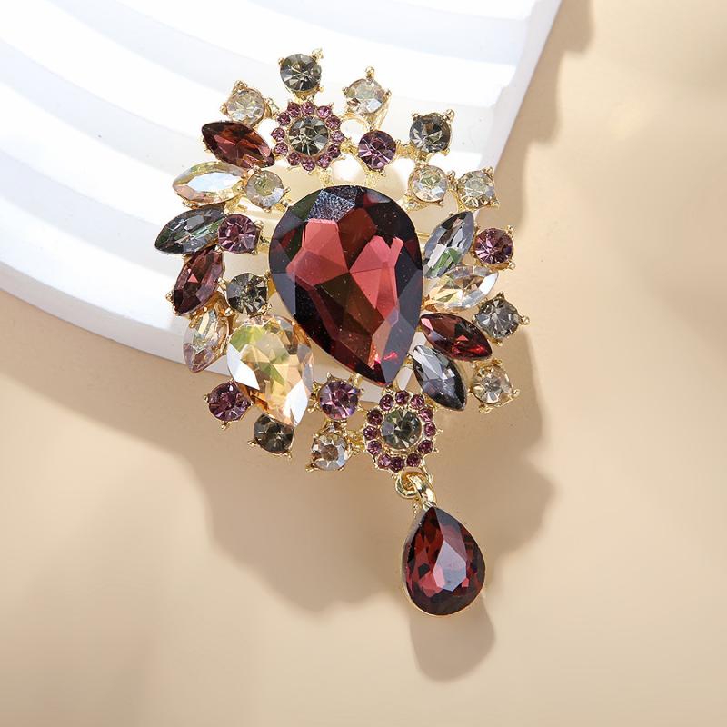 Fashion Retro Luxury Crystal Water Droplet Pendant Brooches For Women Clothing Coat Jewelry Accessries Gifts