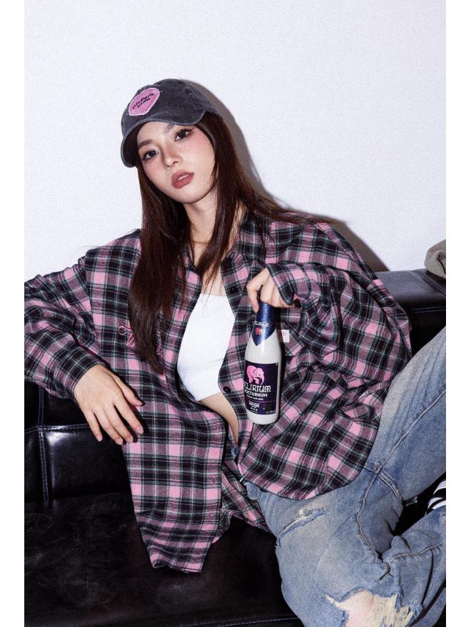 Women's Retro Pink Plaid Long-Sleeve Shirt - Trendy Autumn/Winter Design