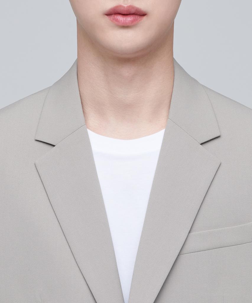 Musinsa Standard Lightweight Relaxed Basic Blazer [Light Beige]
