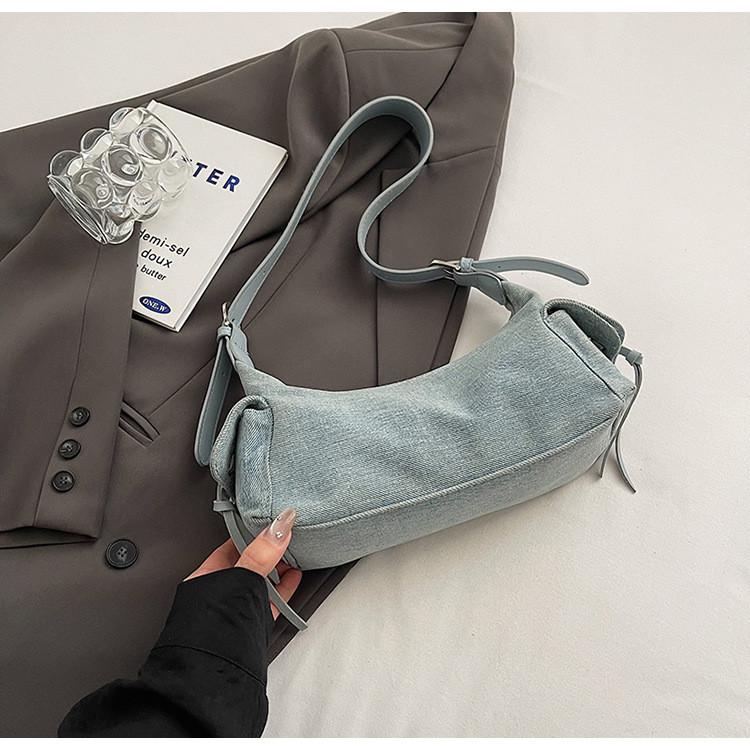 IELGY Underarm Bag Fashion Niche Design Shoulder Messenger Bag High-End Texture Baguette Bag