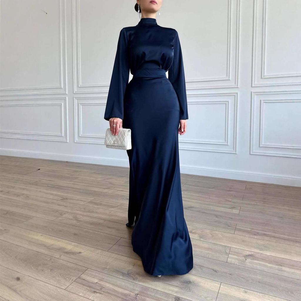 2025 Autumn Women's Retro High-Neck Long Dress with Waist-Cinching Design