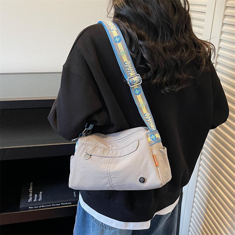New Shopping Women'S Crossbody Bag For Commuting Lightweight Large Capacity Fashionable Multifunctional Multi Pocket Shoulder Bag