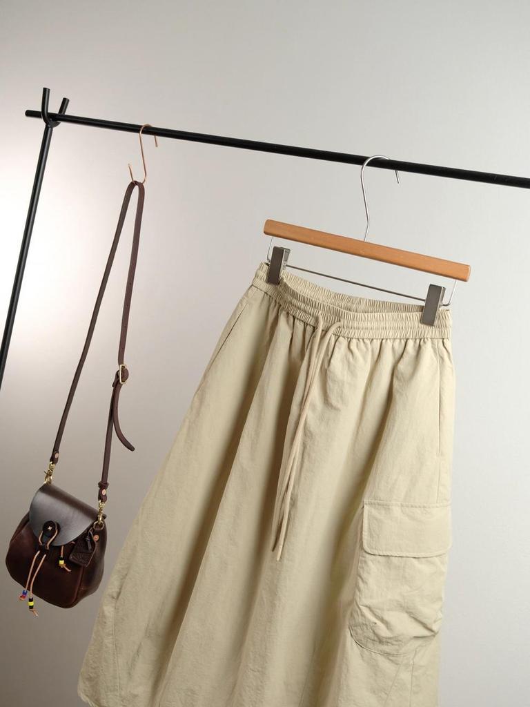 Artistic Japanese Quilted Winter Skirt - Casual Elastic Waist, Solid Color, Drawstring Half Skirt