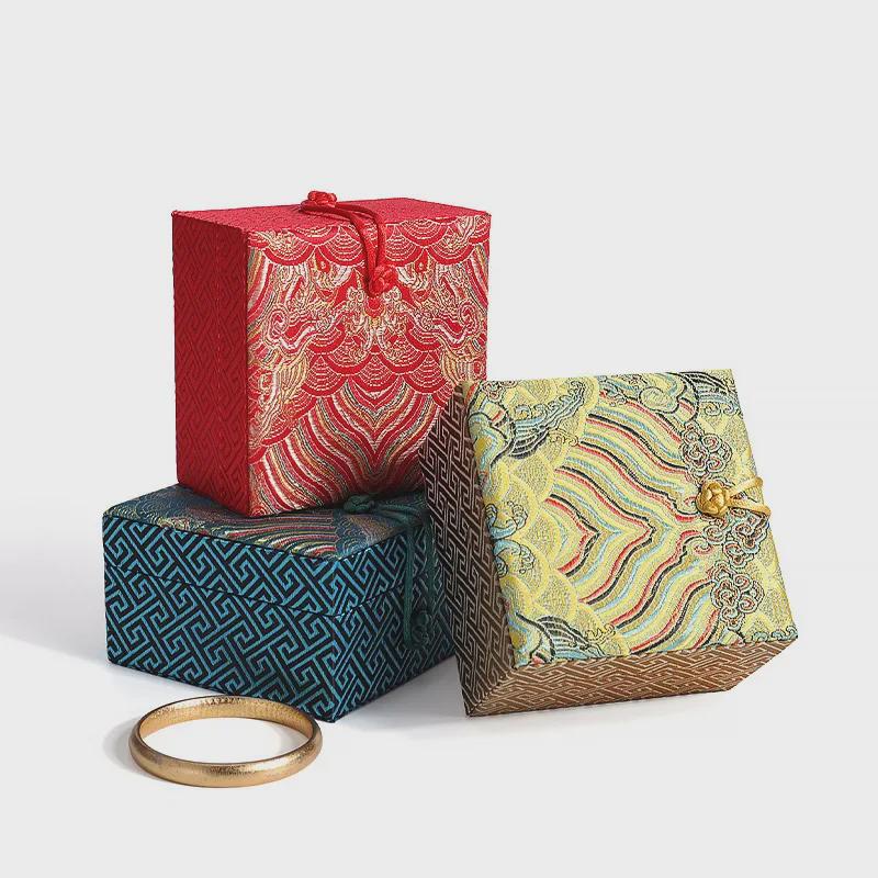 Brocade Bracelet, Rope Buckle Retro Jewelry Box; Pendant Necklace Storage for Jade and Play.