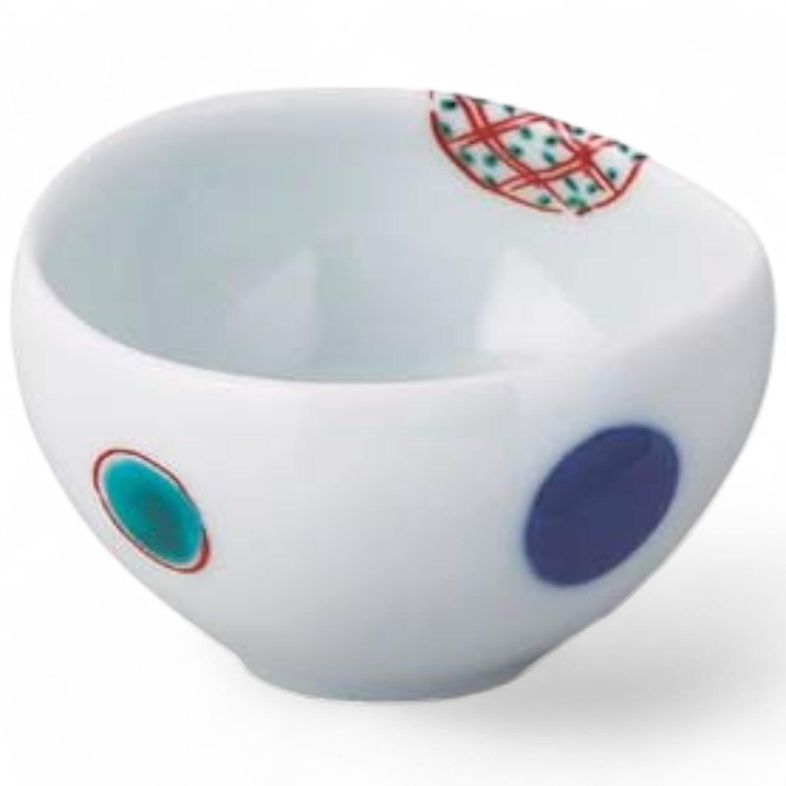 Arita ware 7cm serving plate with Nishiki Marumon small sake cup and side made in Takumi-style pattern, dish, Japan.