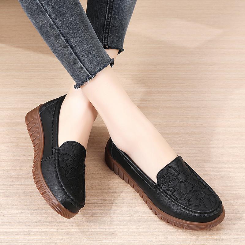 Women Moccasins Driving Shoes Comfort Casual Nurse Loafers Walking Minimalist Summer Maternity Shoes Plus Size