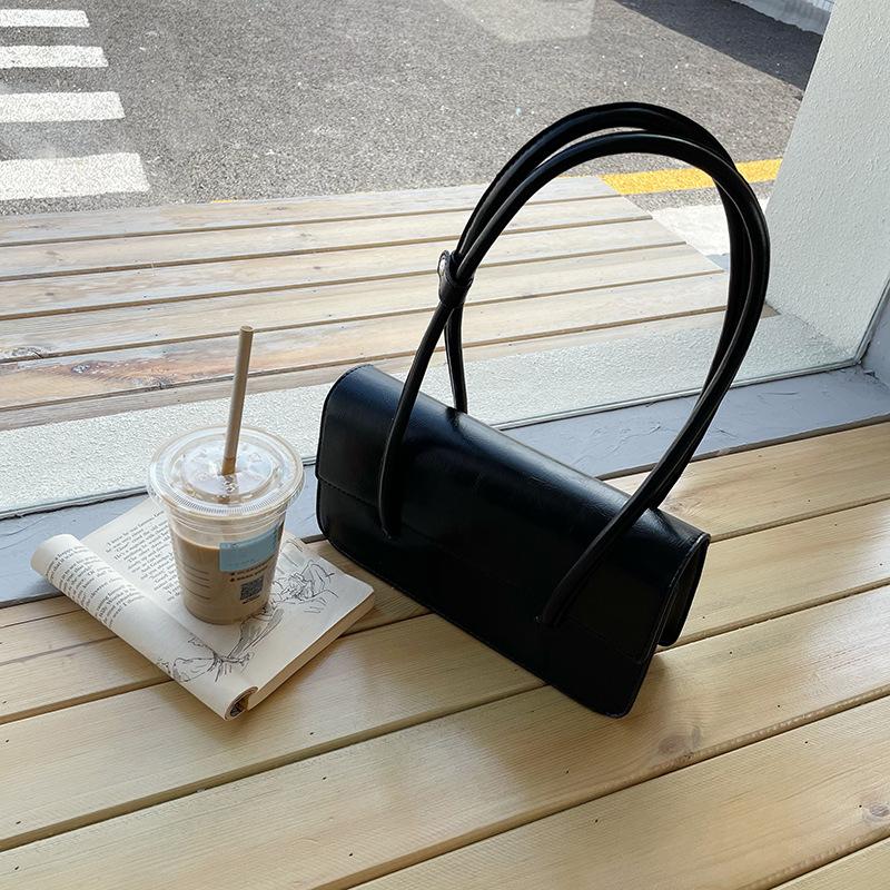 

Корейская летняя новая гладкая кожаная квадратная сумка-перекидка через плечо, универсальная текстура, женская сумка подмышкой