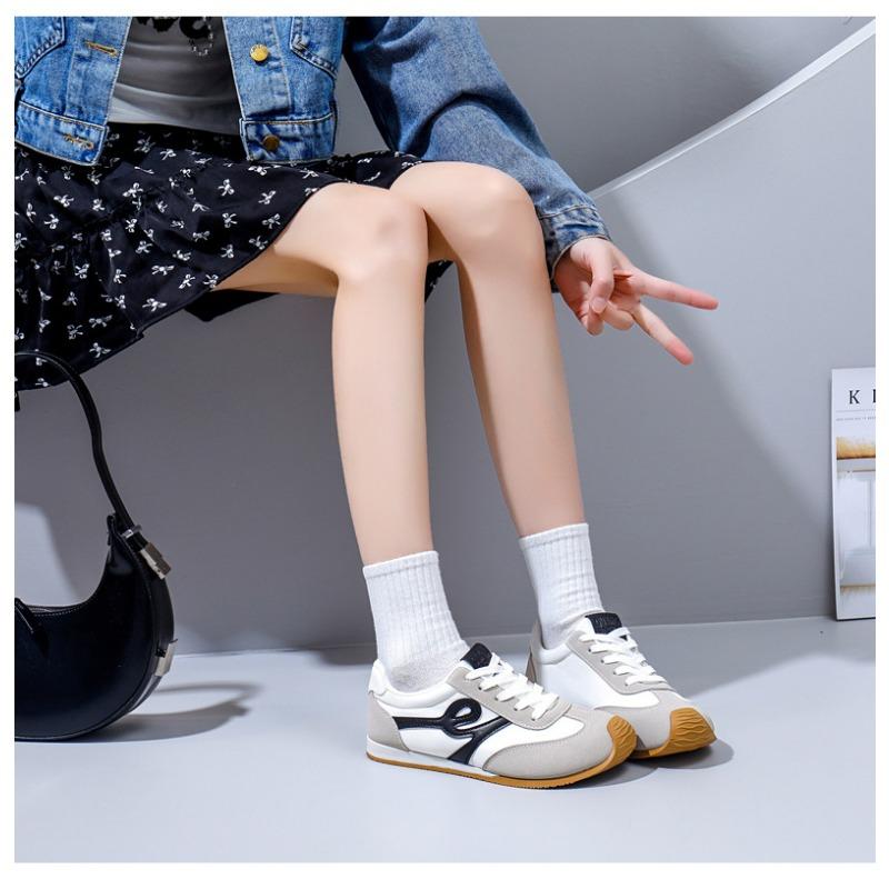 Atmungsaktive Damenschuhe, Damen-Freizeitschuhe mit niedrigem Schaft, Board-Schuhe, Schwammschuhe mit dicker Sohle