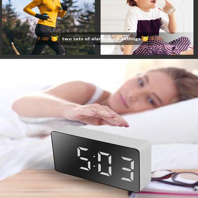 LED Spiegel Tischuhr Mini Dekorative Uhr Digitale Wecker Stumm Heimdeko Tragbar Schlummerfunktion Anzeigezeit Kinder