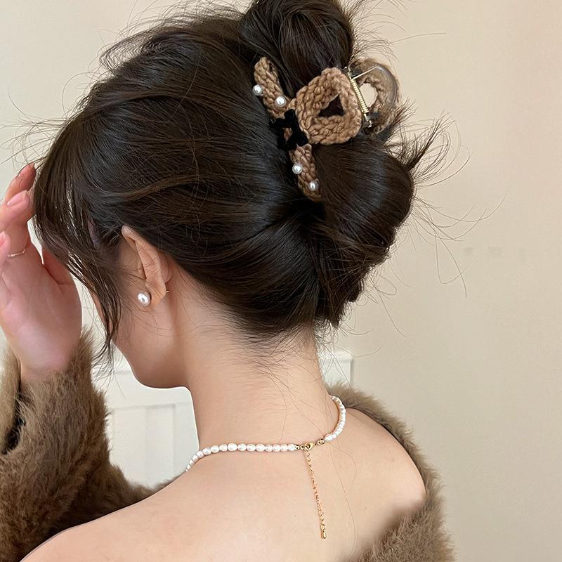 Elegante handgemachte Strickgarn-Bögen Haarklammern Damen Haarschmuck Koreanische mittelgroße Perlenspange Herbst Winter Kopfbedeckung