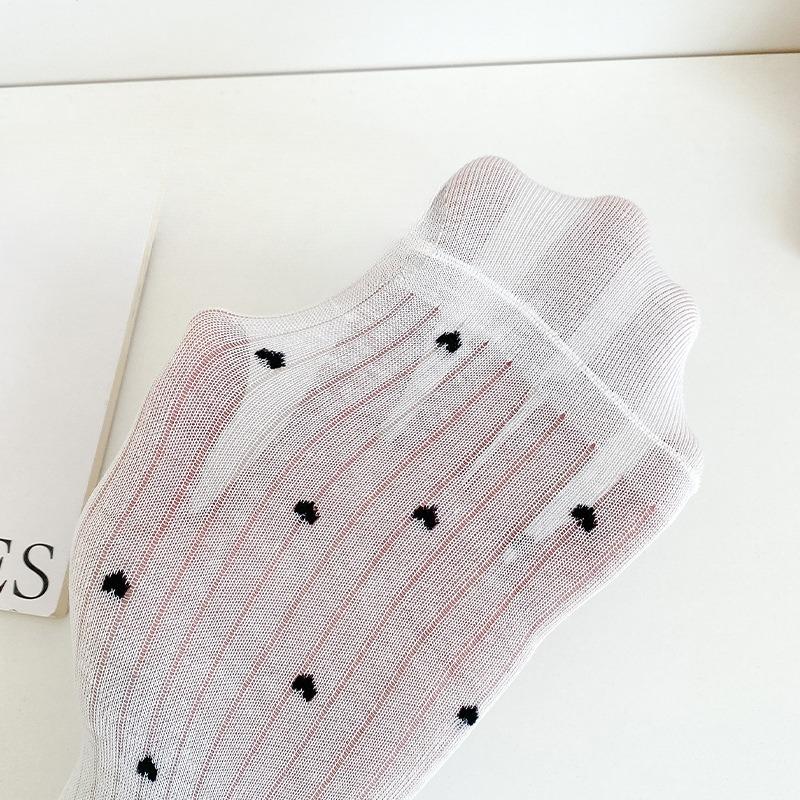 Women's Short Socks, Thin Breathable Solid Color Cotton Socks, Women's Spring and Summer Heart-shaped Mesh Boat Socks