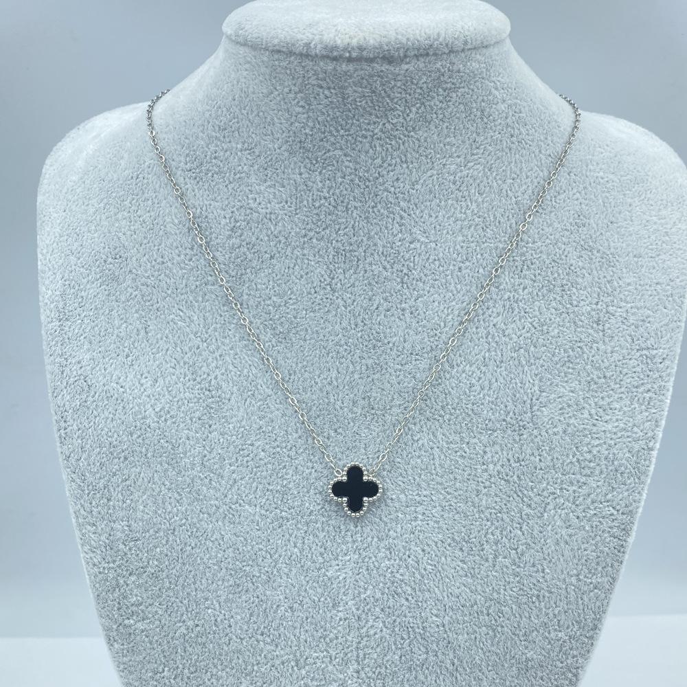 15MM Titanium Steel Four-leaf Clover Single Necklace Does Not Lose Color Ladies High-grade Necklace