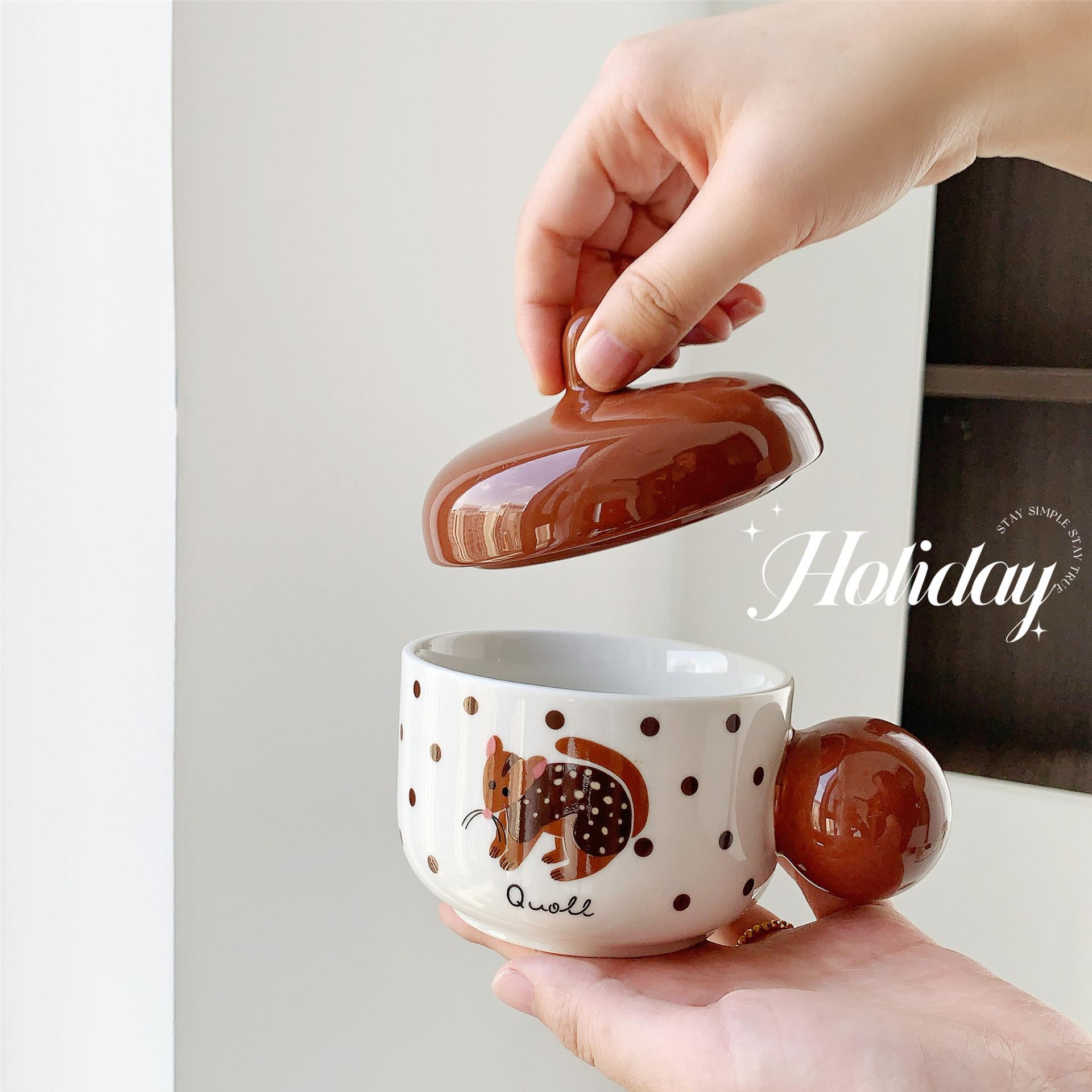 

Cute Caramel Series Ceramic Mug with Lid Office Dormitory Girls Drinking Cup Gift Cup 210ml