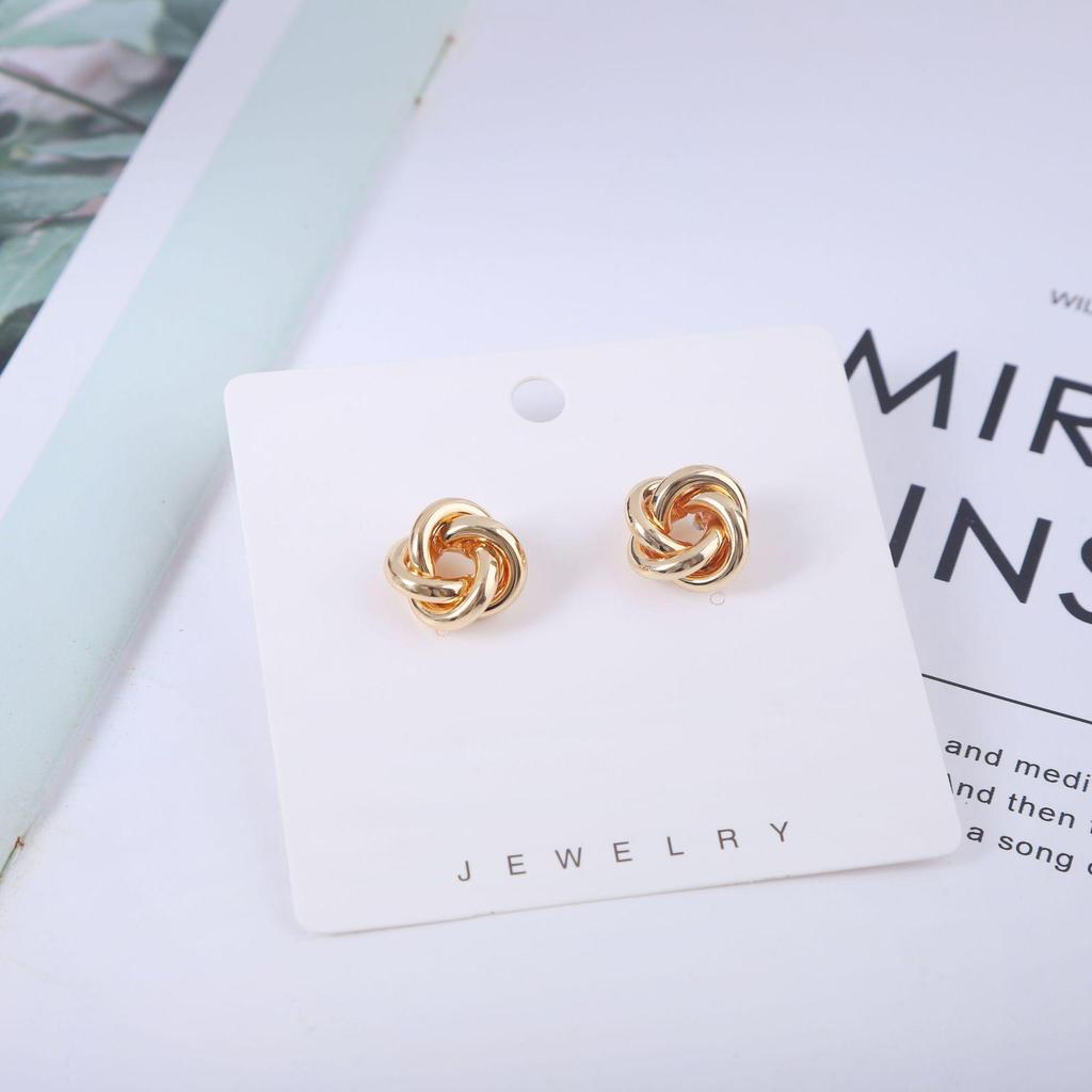 Elegante Geometrische Ohrstecker mit Gold-Twist-Textur - Europäischer Retro-Stil