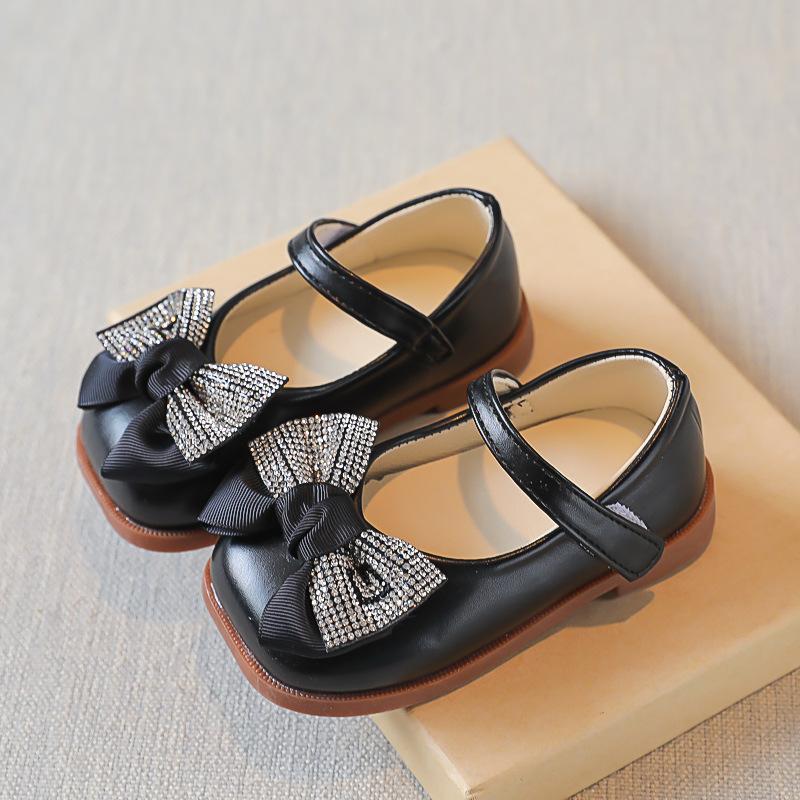 Spring girls' little leather shoes, princess shoes for baby girls, children's single shoes with bows and black rhinestones