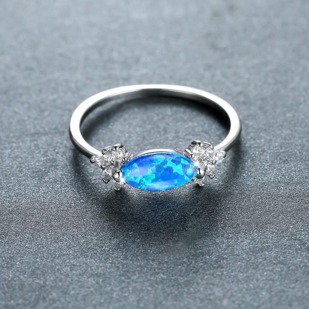 New Personalized Oval Blue Candy Shaped Womens Versatile Ring