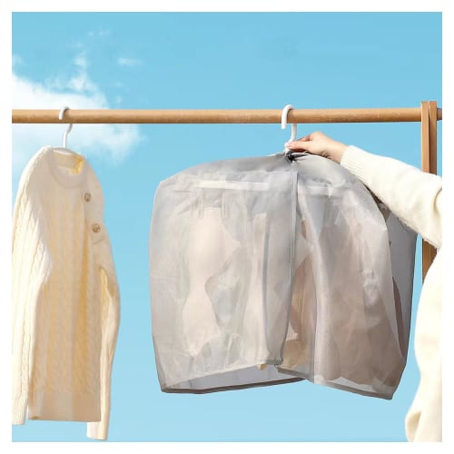 This compact laundry cover, rain cover, and underwear drying rack cover measures 54x38cm and is suitable for outdoor use. It can also be used as a cov