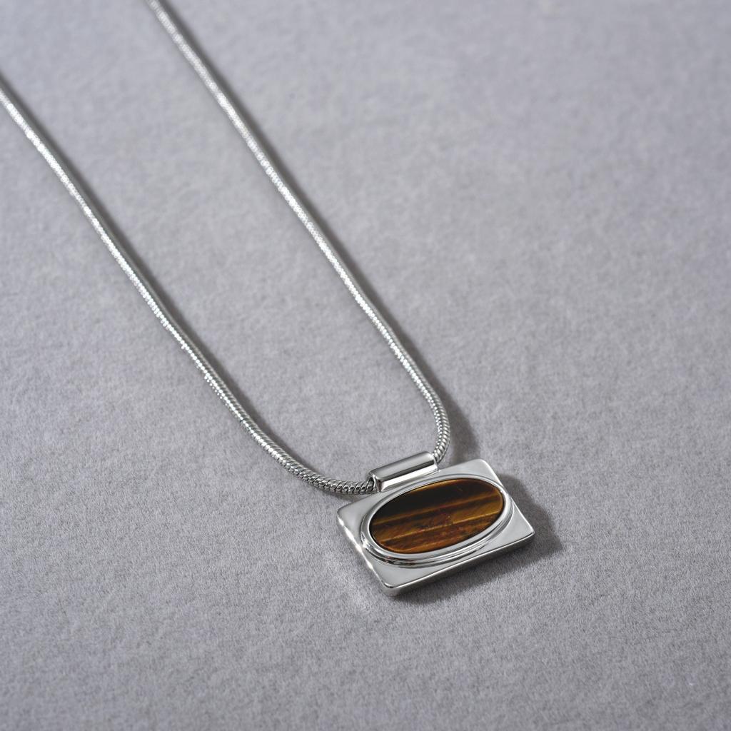 Maillard Simple And Exquisite High-End Metal Copper-Plated Platinum Inlaid Tiger'S Eye Pendant, Collarbone Chain, Sweet And Cool Wind Necklace.