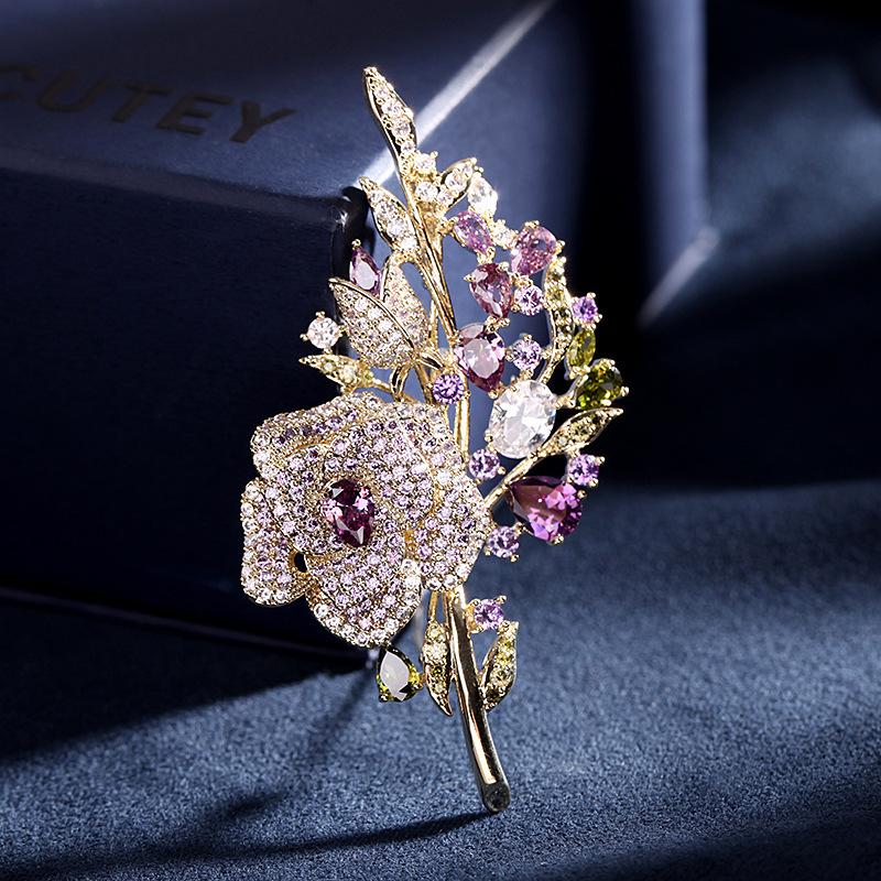 Women Wedding Flower Brooch Crystal Rhinestones Zircon Pin Clothing Accessories