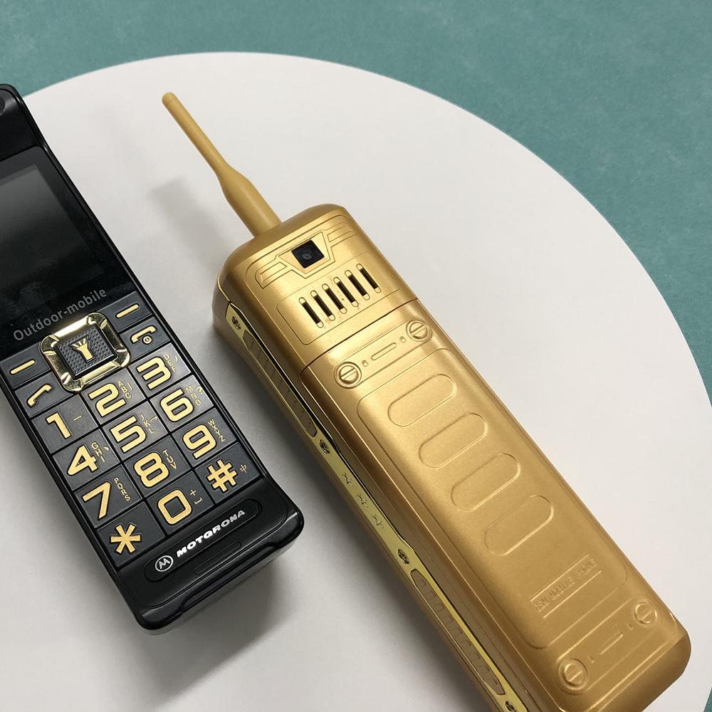 C3 Long Standby Retro Telefon 2,2 tommer Dual SIM-kort Mp3-spiller 6800mAh Stort batteri Bluetooth ulåst mobiltelefon