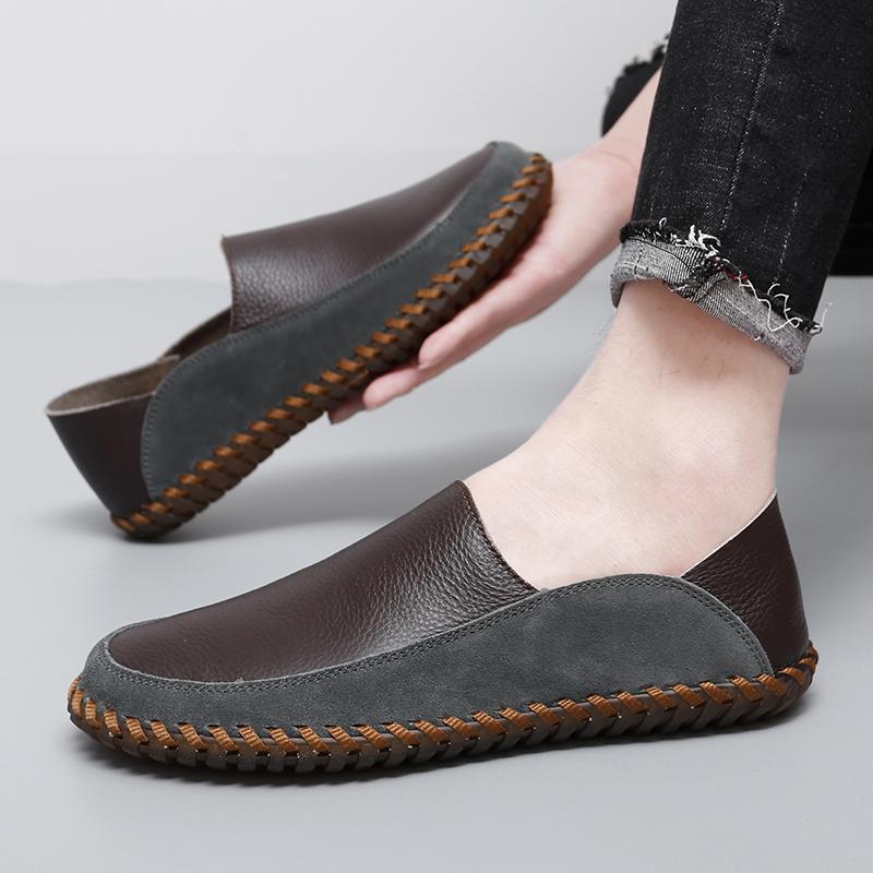 Men's Slip on Moccasins Driving Shoes Casual Loafers Retro Handmade Leather Outdoor Black Wide Shoes for Father Large Size
