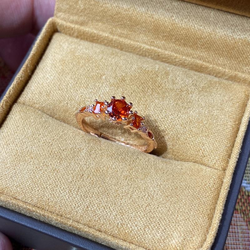 

French Retro Red Zirconia Ring Female Fashion Personality Exquisite Hundred Sense of Niche Exquisite High-grade Sense of Open Index Finger Ring