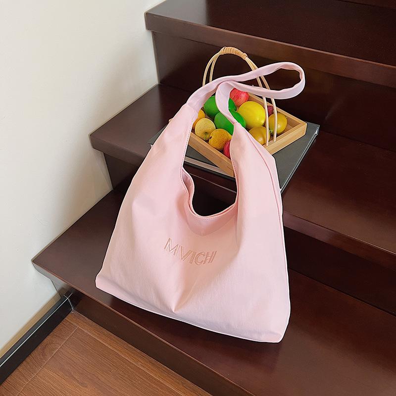 Large-capacity tote bag for women, Korean niche simple letter shoulder bag for commuting to work, large-capacity tote bag