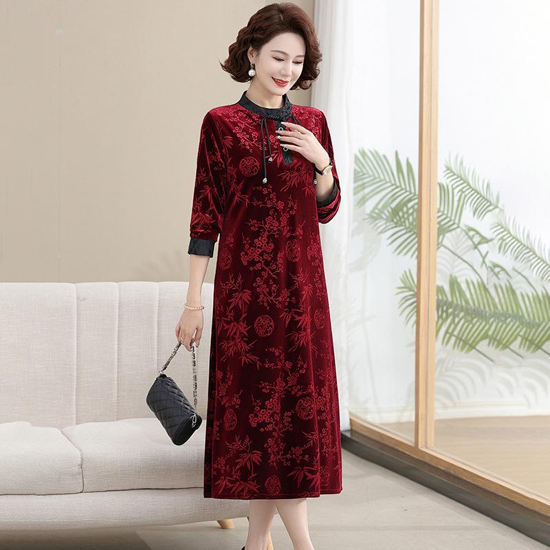 

Spring 2026 Fashion: Stylish Cheongsam Dress for Middle-Aged Women 5XL (suggested 150-165 jin) вино красного