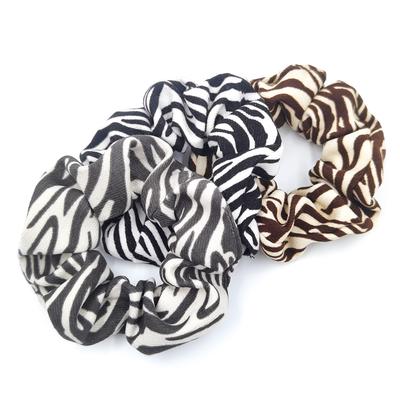 Set da 3 pezzi Moda Scrunchies con Stampa Leopardo e Zebra Elastico per Capelli Donna Ragazza Fascia con Pois in Velluto a Coste Porta Coda di Cavallo Accessori