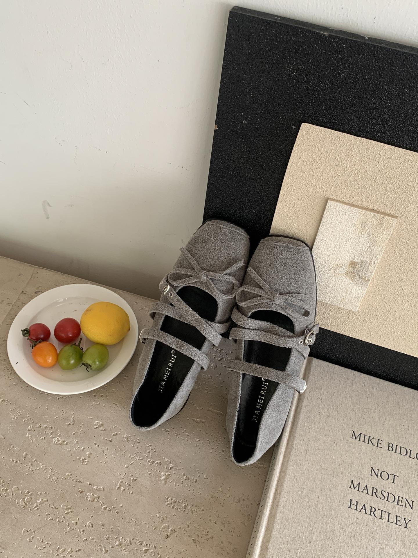 

Soft Leather Version~ 2.5CM Low Heel Square Head Bow Belt Buckle Silver Mary Jane Single Shoes Soft Sole Ballet Shoes Women 40 серый