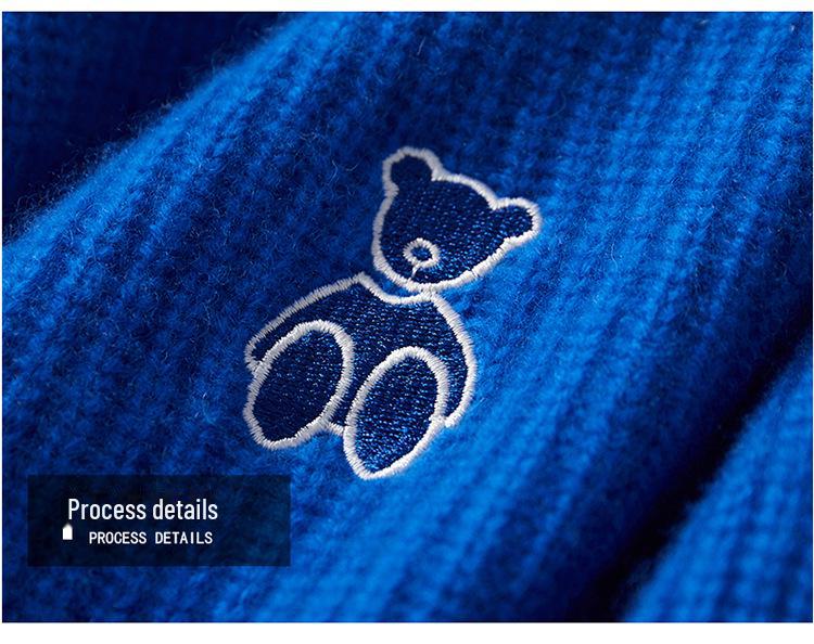 Men's 100% Wool Round Neck Sweater - Thickened, Fashionable, Casual Loose Fit for Teens, Solid Color Knitted Design.