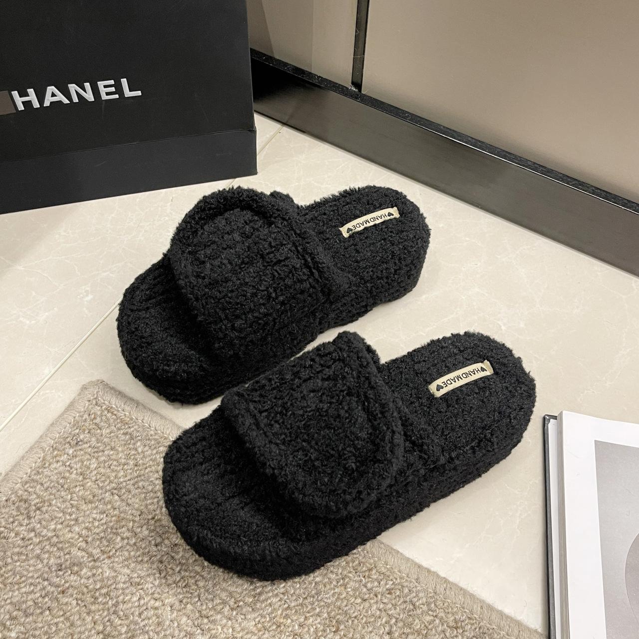 

Модные женские меховые тапочки на толстой подошве, теплые и бархатные хлопковые тапочки из плюша из овечьей шерсти 40 чёрный