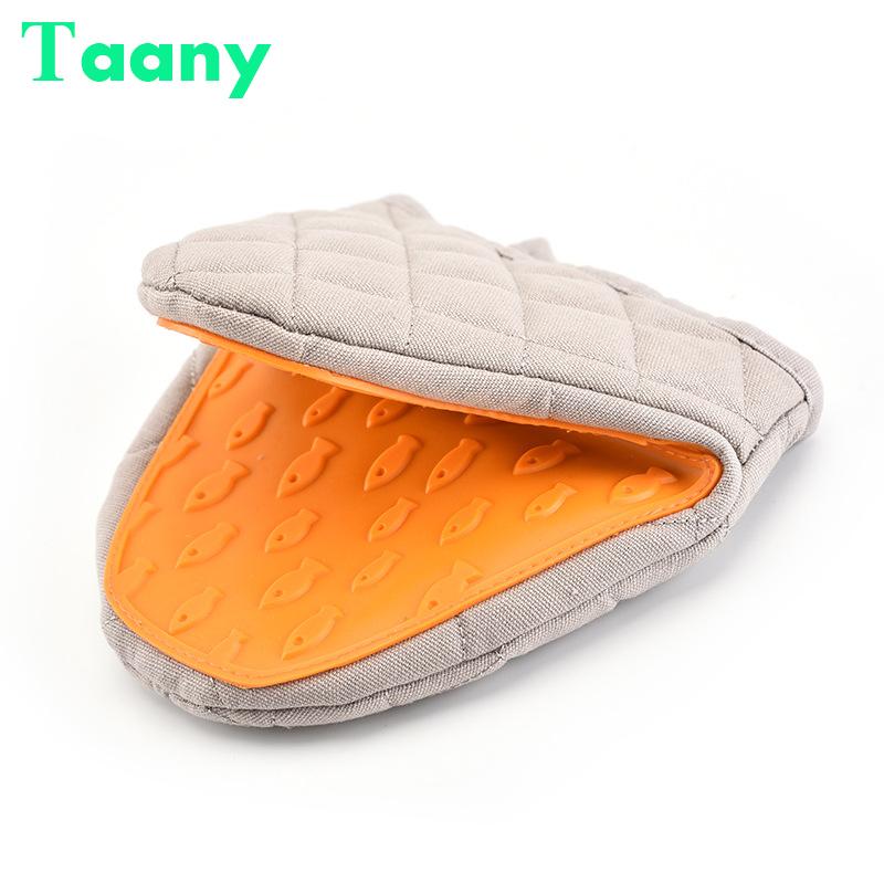 

Silicone Anti-scalding Oven Gloves Mitts Potholder,Kitchen Silicone Gloves,Tray Dish Bowl ,Holder,Oven Handschoen Clip помаранчевий