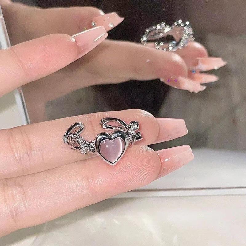 Niche design sense pink love thorns imitation cat's eye zircon ring female sweet cool style fashion temperament versatile ring