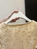Chic Retro Lace Top with Velvet Lining - Sexy Slim-Fit Autumn/Winter Base Layer for Women