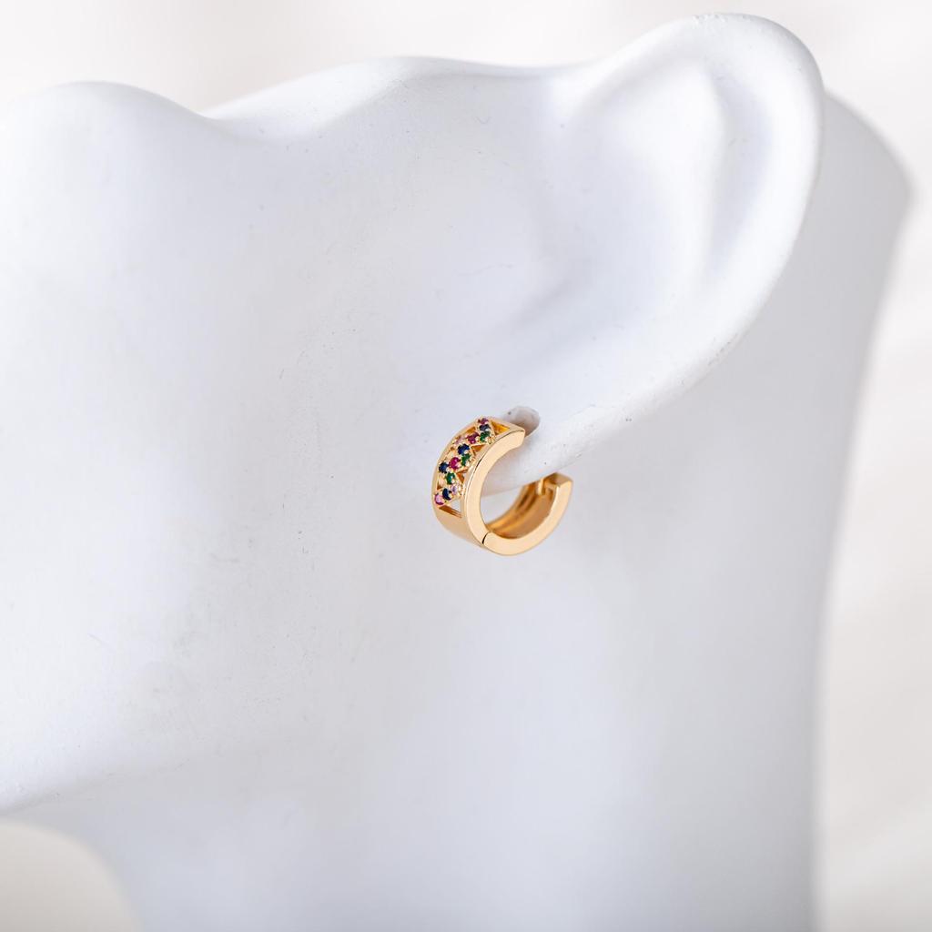 European & American W-Shaped Zirconia Earrings: Gold & Silver Rhinestone Inlaid, Fashionable Hoop Studs for Women.