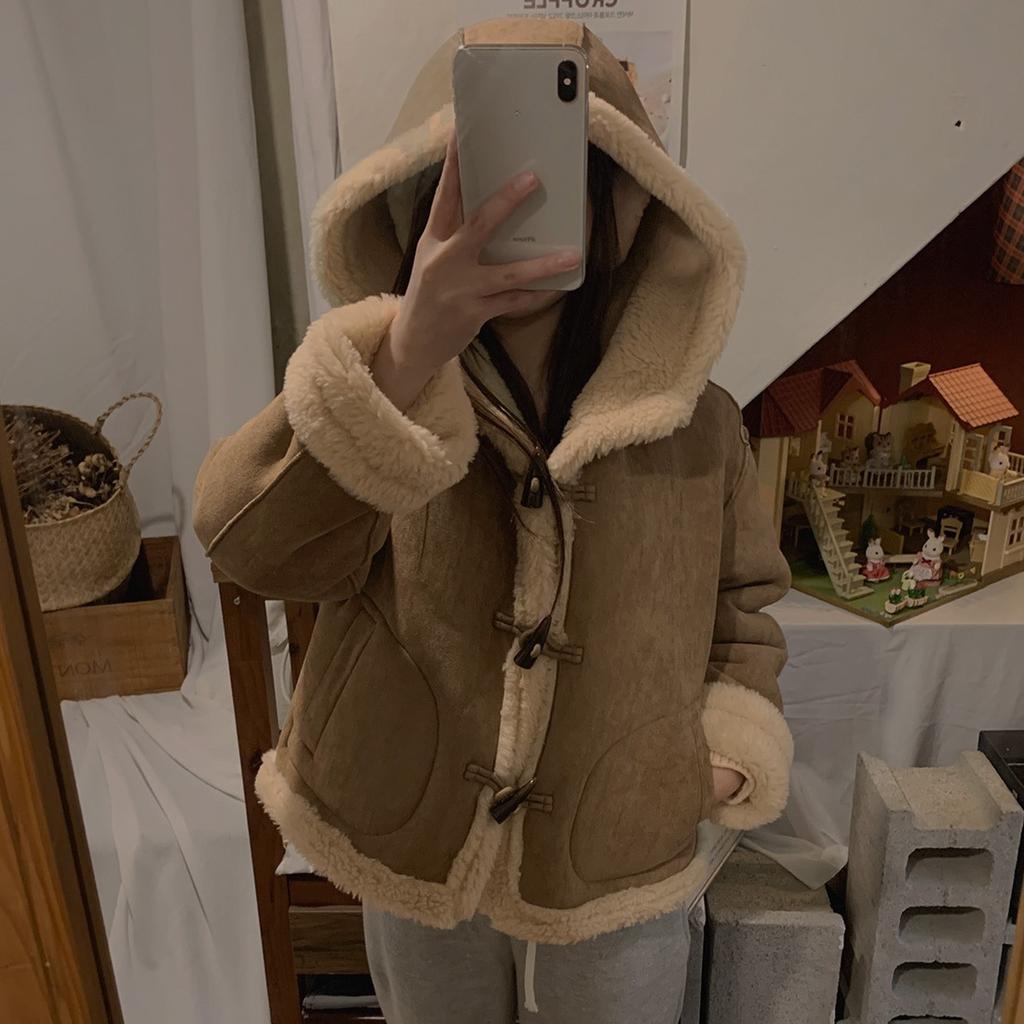 Korea Chic Winter Retro Loose Coat Women Y2k Horn Buckle Fur Brown Lamb Wool Jackets 2000s Long Sleeve Hooded Outerwear Clothes