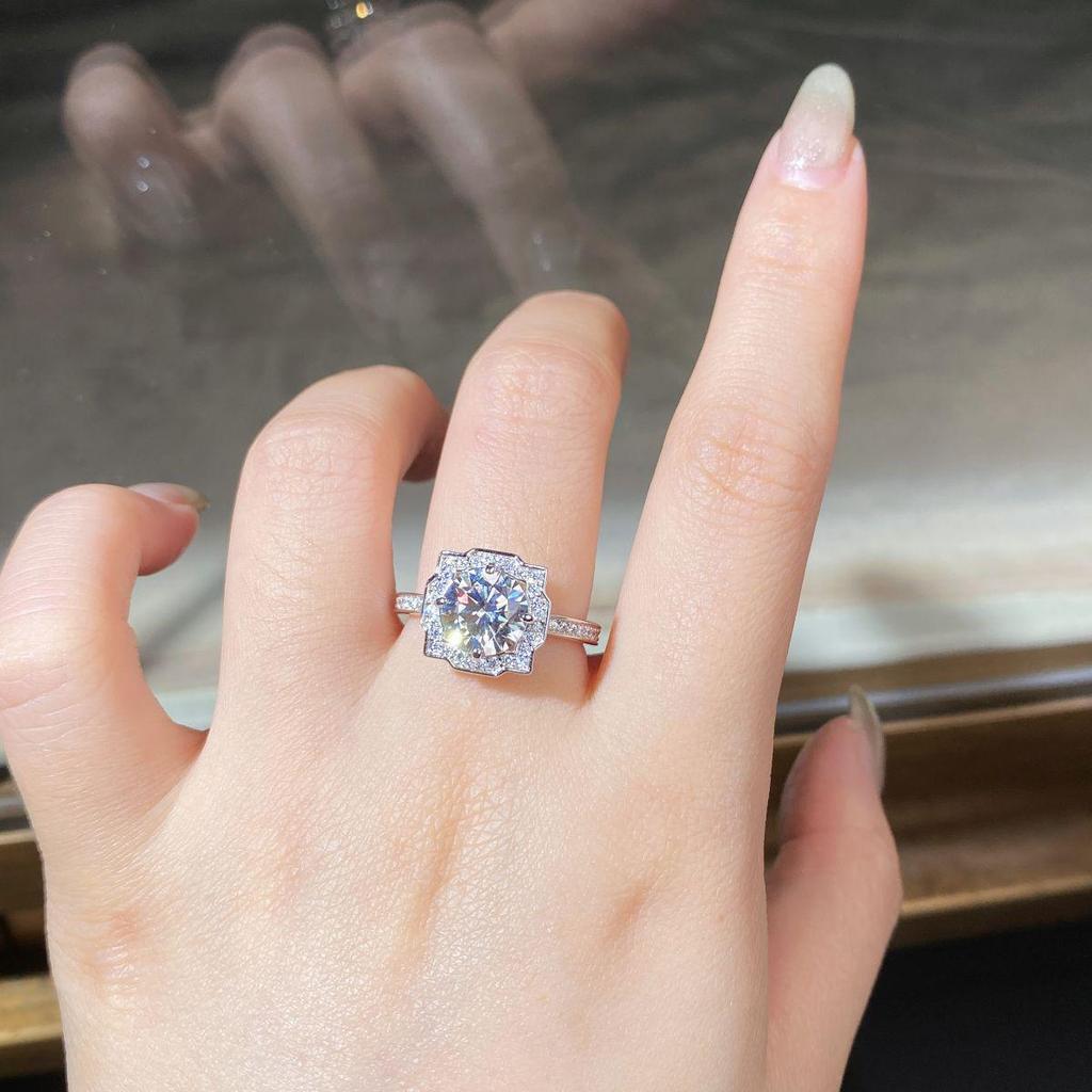 925 Sterling Silver Moissanite Women's Classic Four-Prong Ring, PT950 Plated.