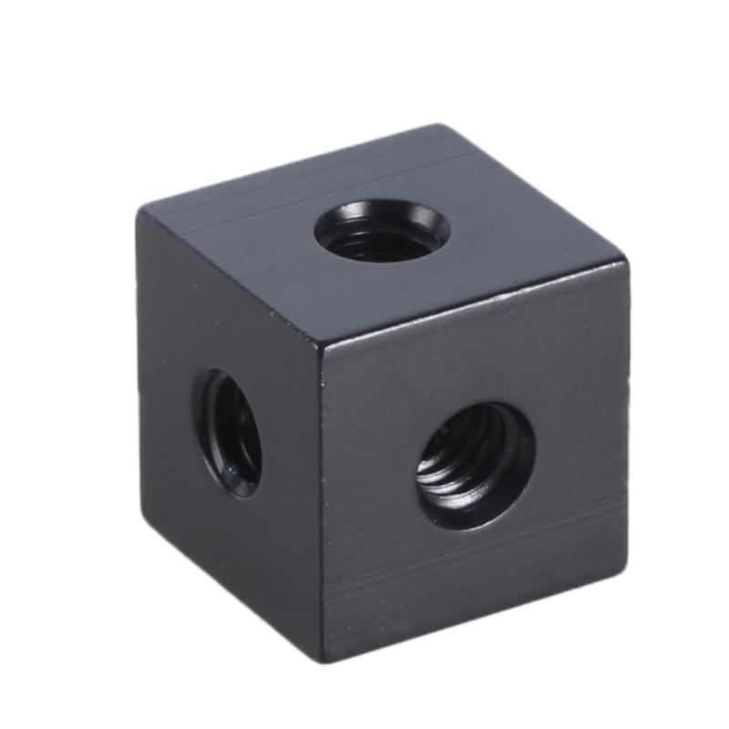 

Квадратная монтажная пластина 18 мм с интерфейсом 1/4 и 6 отверстиями с внутренней резьбой Квадратная переходная пластина 18 мм для штатива камеры 1