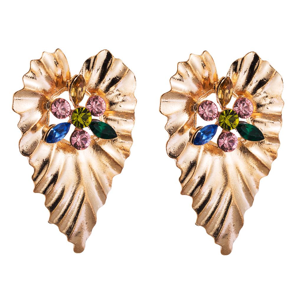 

Fashionable and Exaggerated Style Alloy Colored Earrings with Creative Heart-shaped Design for Women різнокольоровий