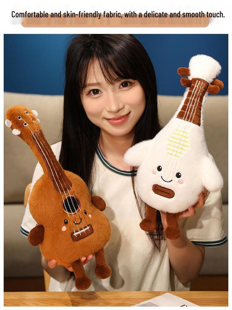 Çizgi Film Peluş Müzik Aleti Bebek - Klasik Piyano, Gitar ve Pipa Oyuncak Hediyelik