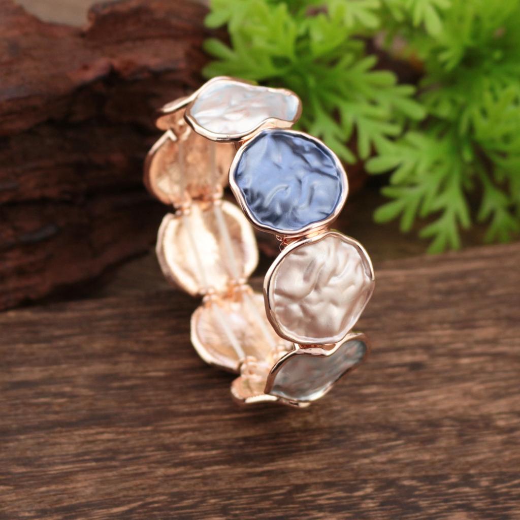 Emaille farbenes rundes unregelmäßiges elastisches Armband, übertriebenes rundes Legierungsarmband für Damen