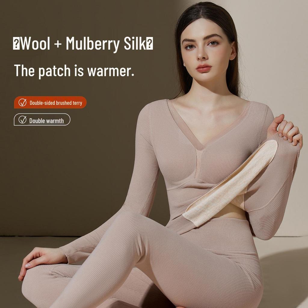 Thermal Wool & Silk Base Layer Set with Seamless Integrated Bra and Chest Pads for Autumn Warmth