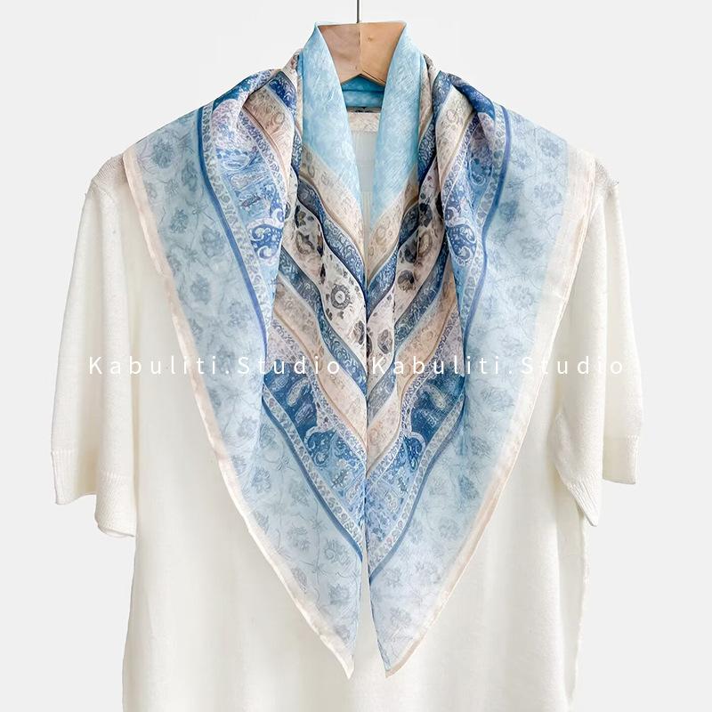 Polka dot small square scarf silk scarf women's matching shirt professional flight attendant neck protection neck circumference neck tulle scarf scarf