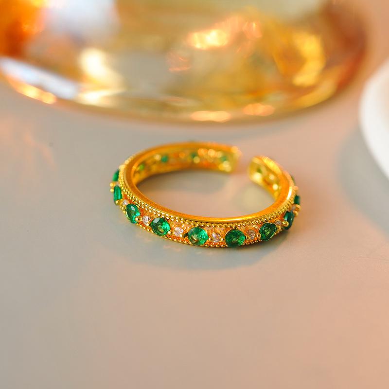 

Emerald Zircon Diamond Retro Korean Fashion Ring