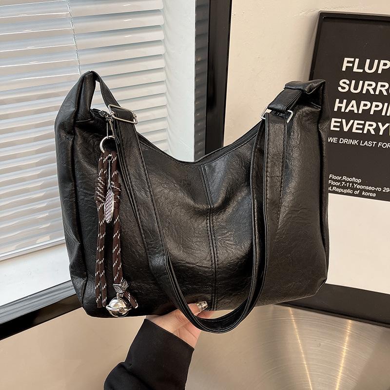 Women's Large Capacity Autumn Fashion Shoulder Crossbody Bag - High-Quality Texture, Versatile Dumpling Design