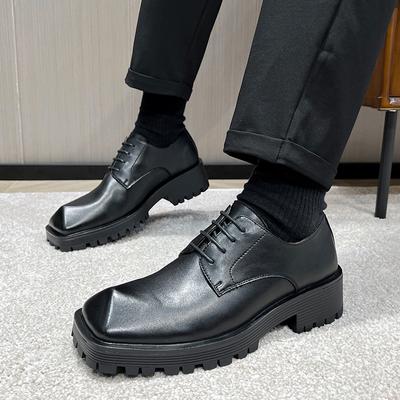 Skórzane buty wizytowe męskie stożkowe noski Niche Design Fashion Casual Zwiększ skórzane buty męskie Japonia Koreański Streetwear Dojazdy