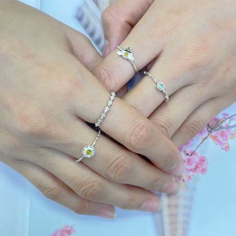 Ollia Natural Rough Diamond Honey Bee Silver Ring