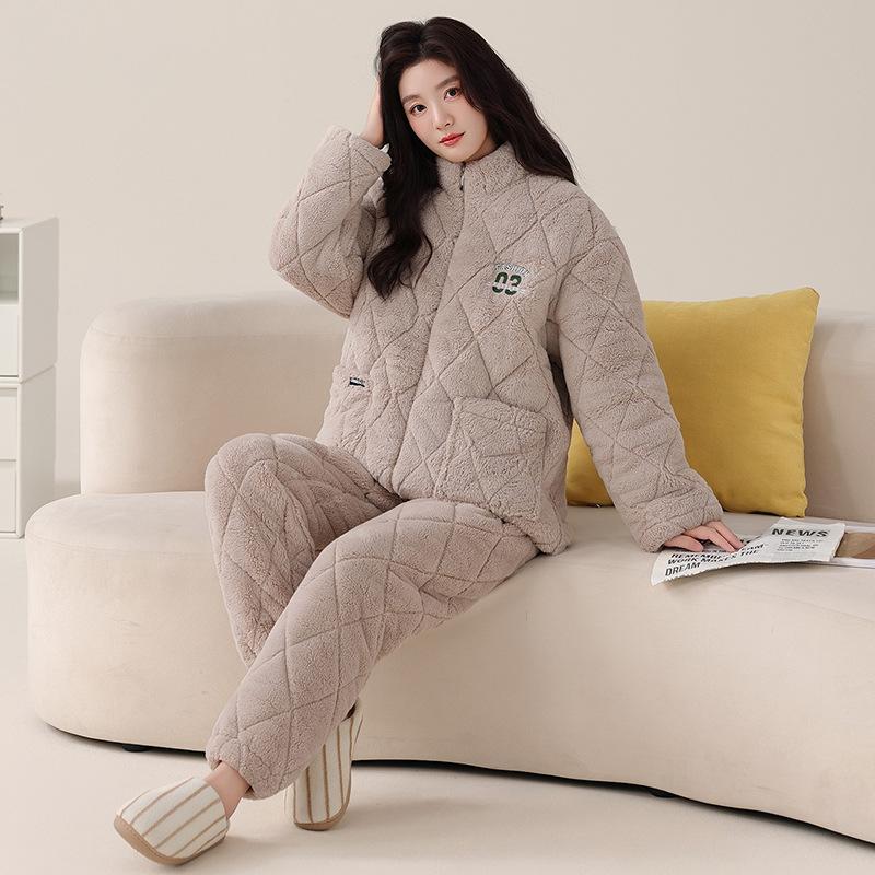 

Трехслойная утолщенная пижама с подкладкой, женский зимний велюровый теплый комплект для отдыха из кораллового флиса, можно носить на улице 2XL